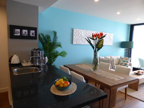 Arena Luxury Beachfront Apartment - Tourism TAS 35