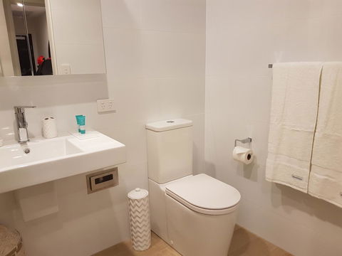 Arena Luxury Beachfront Apartment - Tourism TAS 30