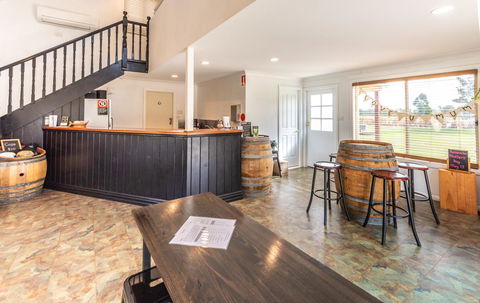 Madigan Wine Country Cottages - Hobart Tourism 25