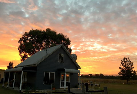 Madigan Wine Country Cottages - Hobart Tourism 15