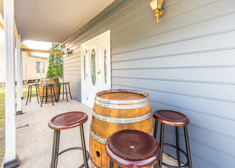 Madigan Wine Country Cottages - Hobart Tourism 21