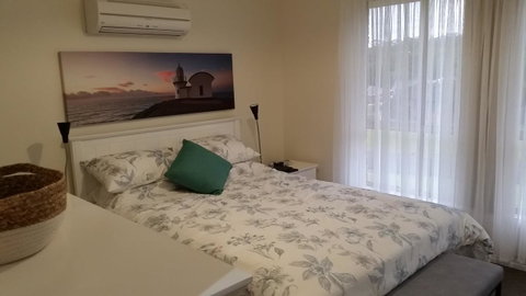 Twin Palms Holiday House At Lighthouse - Tourism TAS 1