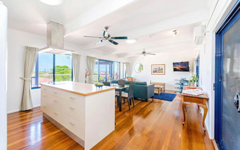 Coast Yamba - Adults Only - Tourism TAS 10