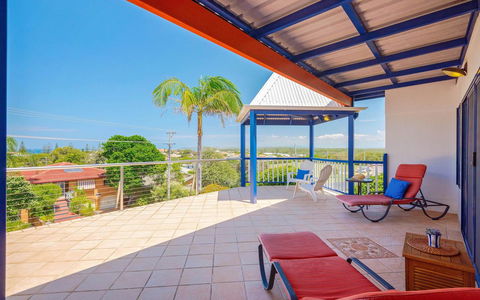 Coast Yamba - Adults Only - Tourism TAS 15