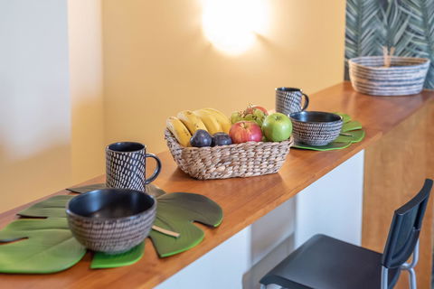Classic 2 BR Apt In Pyrmont - Tourism TAS 6