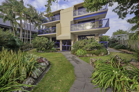 Cape Apartments - Hobart Tourism 0