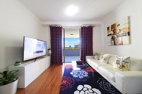 Sydney Apartment Close To Airport & CBD - Tourism TAS 3