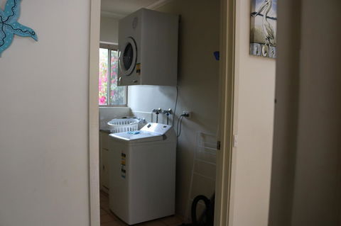 Beaches Apartments Merimbula - Hobart Tourism 20