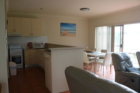 Beaches Apartments Merimbula - Hobart Tourism 17