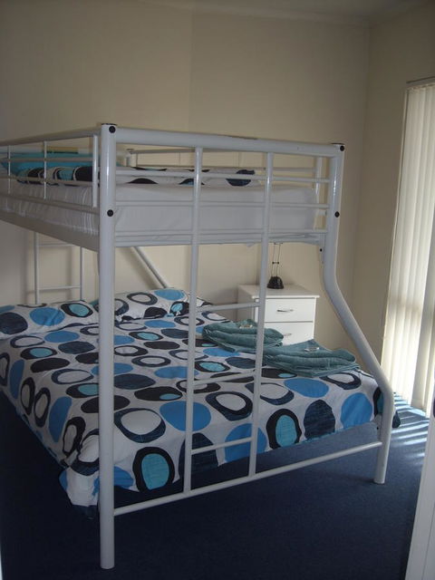 Beaches Apartments Merimbula - Hobart Tourism 8
