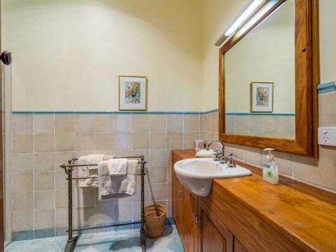 Roscrea Homestead Premier Homestead Accommodation - Hobart Tourism 2