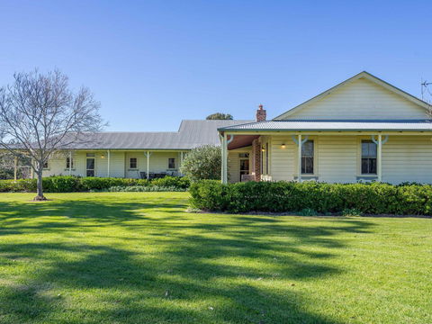 Roscrea Homestead Premier Homestead Accommodation - Hobart Tourism 15