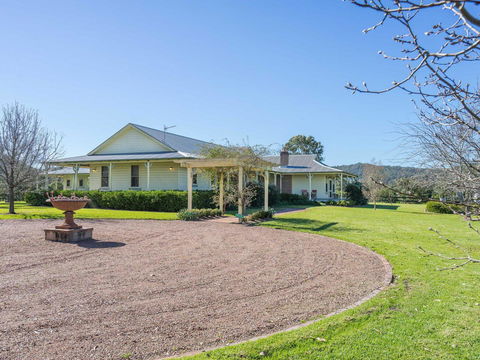 Roscrea Homestead Premier Homestead Accommodation - Hobart Tourism 26