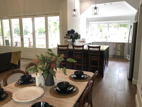 Chanticleer Gardens Barn Cottage With A Pool - Hobart Tourism 30