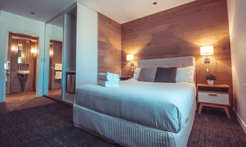 Crown Hotel Surry Hills - Tourism TAS 13