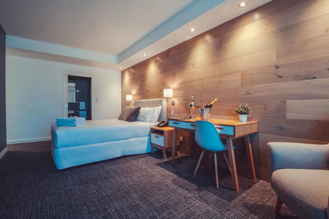 Crown Hotel Surry Hills - Tourism TAS 20