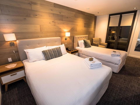 Crown Hotel Surry Hills - Tourism TAS 1