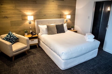 Crown Hotel Surry Hills - Tourism TAS 22