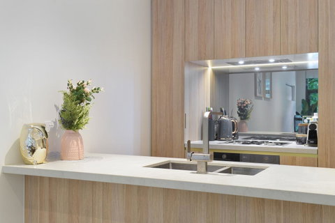 Luxury Home Hotel Next To Darling Harbour - Tourism TAS 3