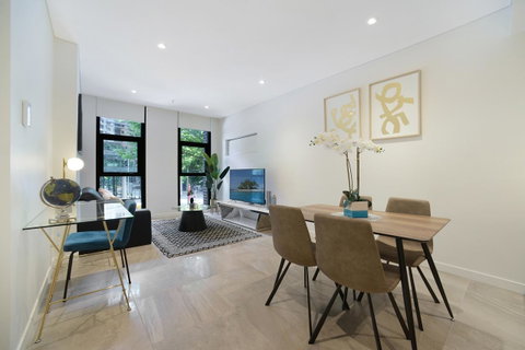 Luxury Home Hotel Next To Darling Harbour - Tourism TAS 8