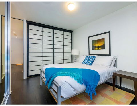 Urban Loft Close To Sydney Hot Spots - Tourism TAS 1
