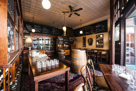 Australian Heritage Hotel - Tourism TAS 23
