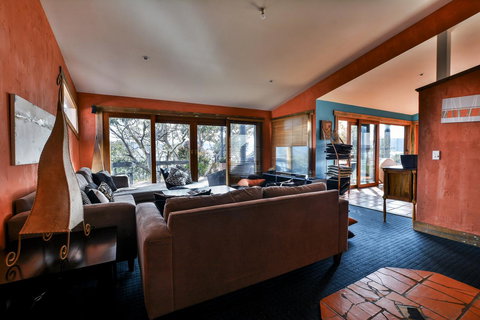 The Point - Exceptional - Hobart Tourism 19