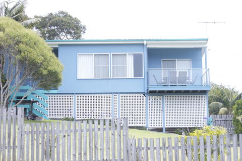 Clareview, 8 Korogora Street - Tourism TAS 4
