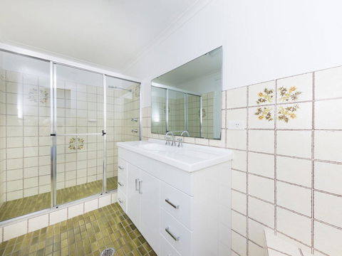 Centrepoint 10 - Hobart Tourism 3