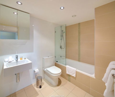 Zara Tower â€“ Luxury Suites And Apartments - Tourism TAS 23
