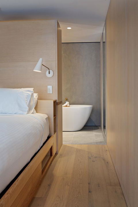Zara Tower â€“ Luxury Suites And Apartments - Tourism TAS 3