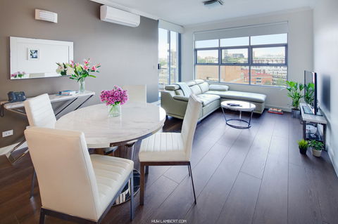 Zara Tower â€“ Luxury Suites And Apartments - Tourism TAS 30