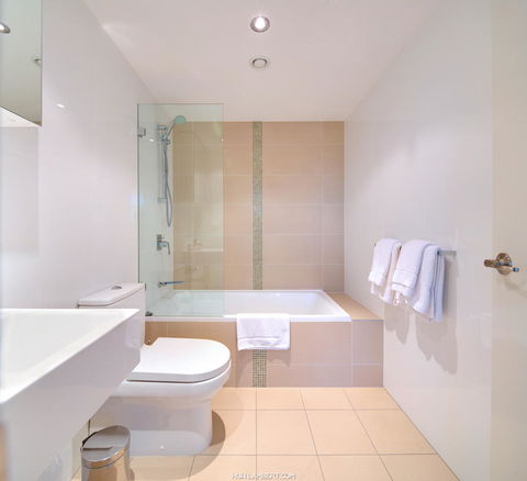 Zara Tower â€“ Luxury Suites And Apartments - Tourism TAS 34
