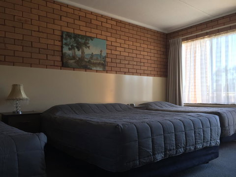 Deniliquin Motel - Hobart Tourism 12