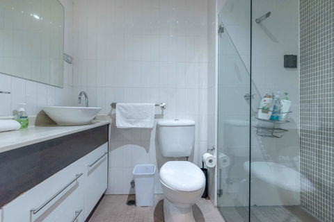 2 Bed House + Loft In Pyrmont - Tourism TAS 15