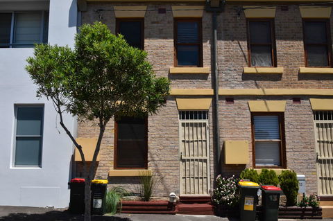 2 Bed House + Loft In Pyrmont - Tourism TAS 21