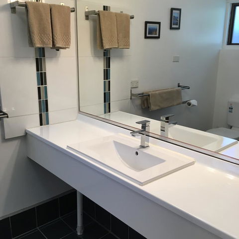 Sky Rider Motor Inn - Hobart Tourism 43