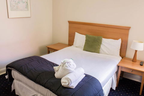 Gardners Inn Hotel - Tourism TAS 26