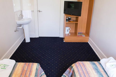 Gardners Inn Hotel - Tourism TAS 17