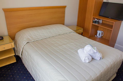 Gardners Inn Hotel - Tourism TAS 34