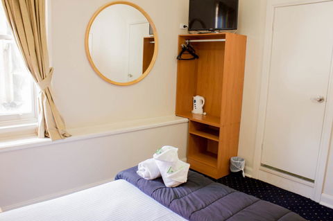 Gardners Inn Hotel - Tourism TAS 24