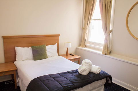 Gardners Inn Hotel - Tourism TAS 25