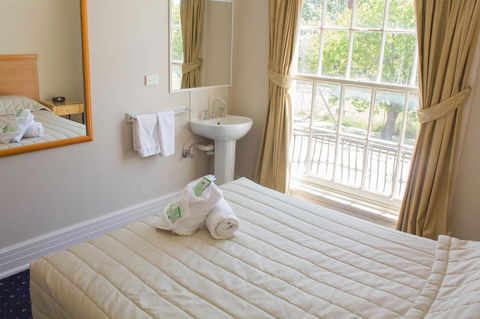 Gardners Inn Hotel - Tourism TAS 35