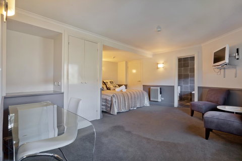 Pure Chalet Thredbo - Tourism TAS 11