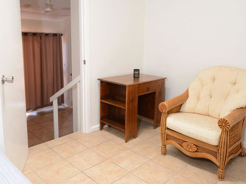 2 Cliff Road - Hobart Tourism 10
