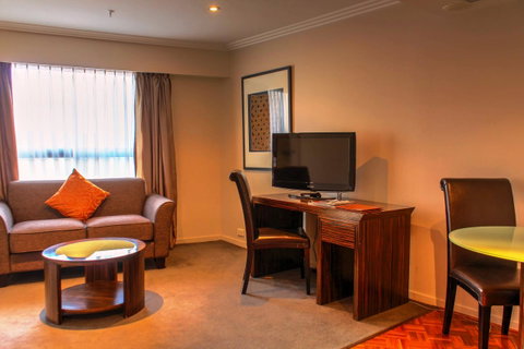 Seasons Darling Harbour - Tourism TAS 33