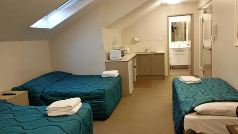 Strathfield Executive Accommodation - Tourism TAS 5