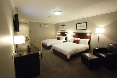 Carlyle Suites & Apartments - Tourism TAS 11