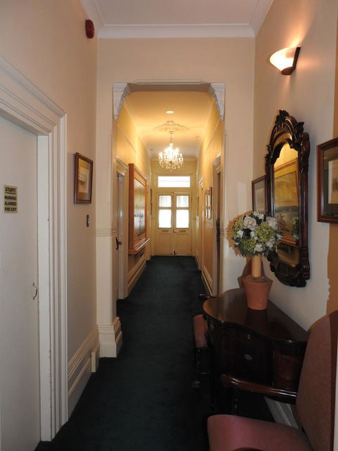 Manor Boutique Hotel Sydney - Tourism TAS 40