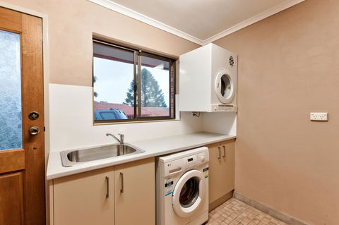 Hume Country Motor Inn - Hobart Tourism 26
